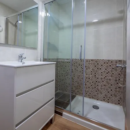 Apartment Ar Melrose Place