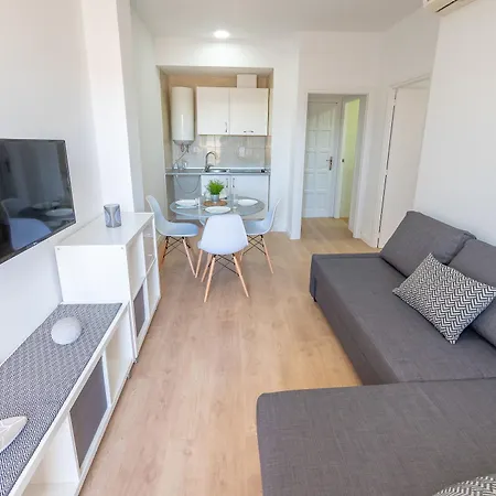 Ar Melrose Place Apartment *