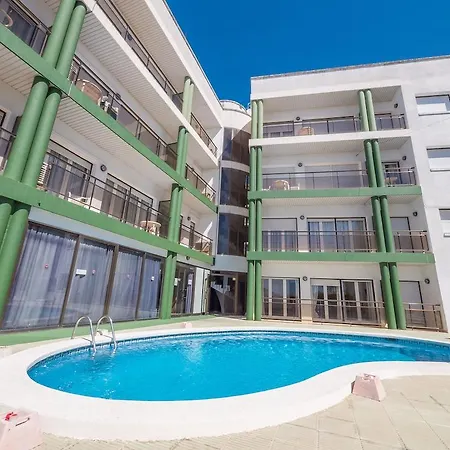 Apartment Ar Melrose Place