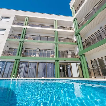 Ar Melrose Place