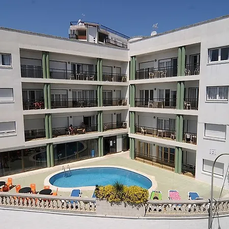 Ar Melrose Place Apartment