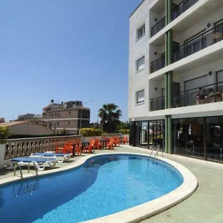 Ar Melrose Place Apartment